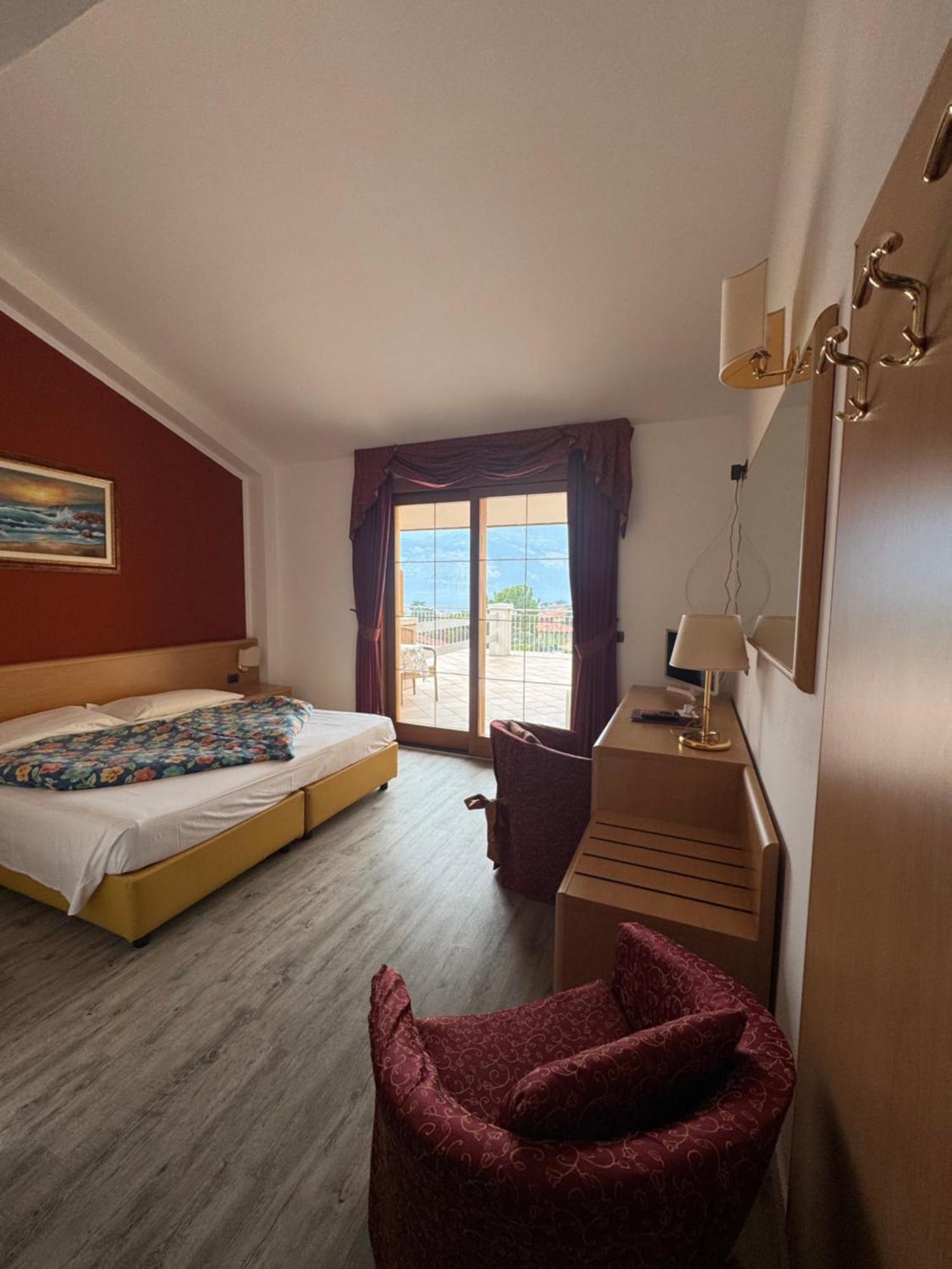 Hotel Alpi 말세진느 외부 사진